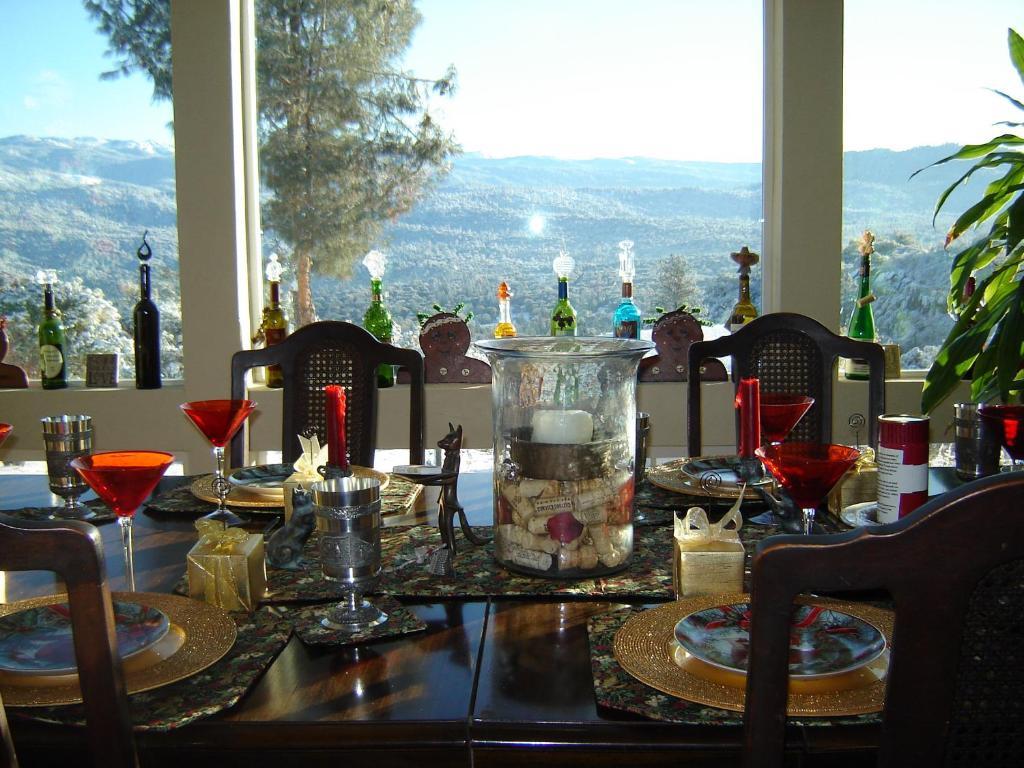 Yosemite Sierra View Bed & Breakfast Oakhurst Extérieur photo