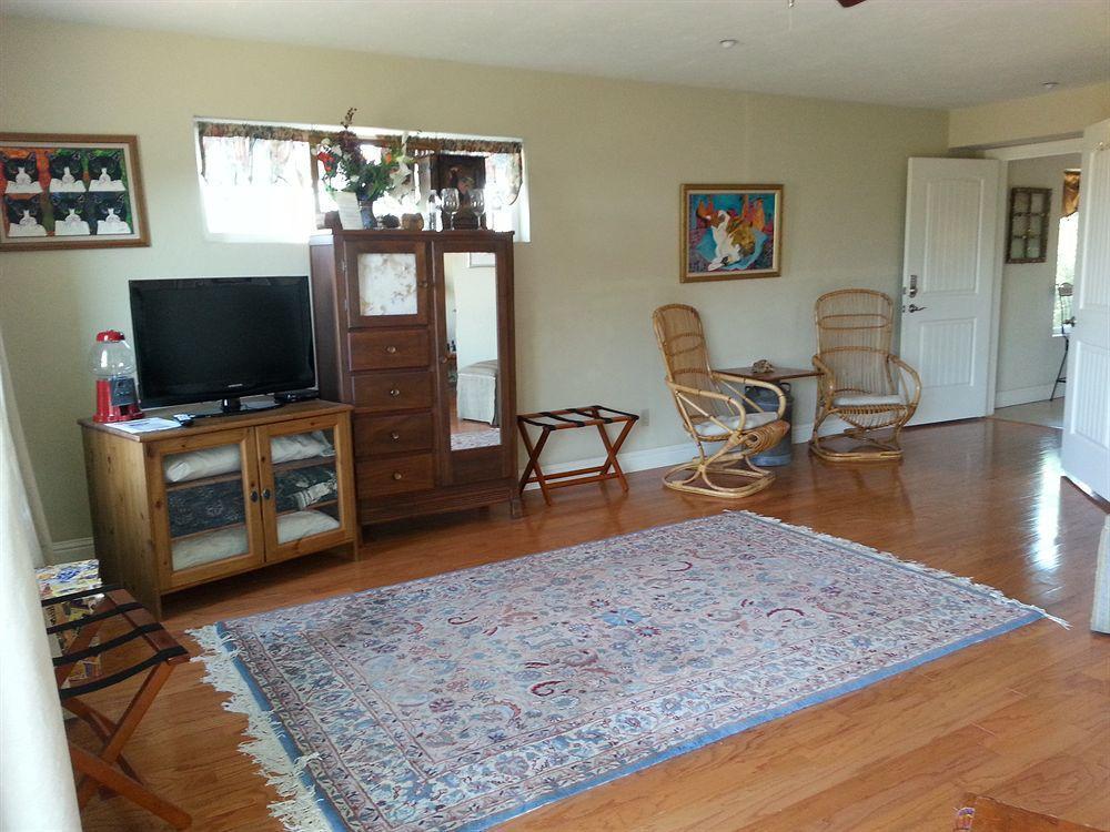 Yosemite Sierra View Bed & Breakfast Oakhurst Extérieur photo