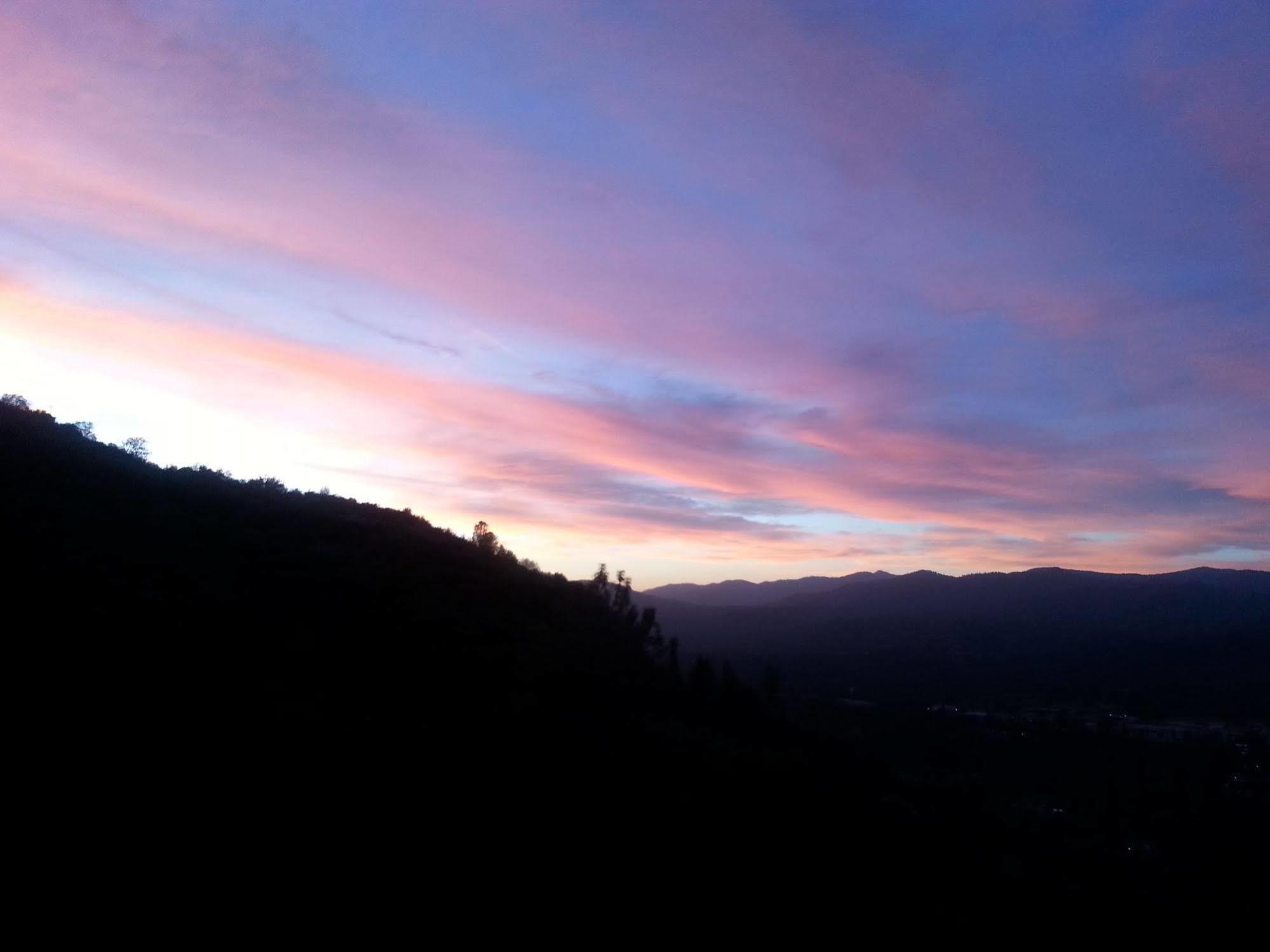 Yosemite Sierra View Bed & Breakfast Oakhurst Extérieur photo