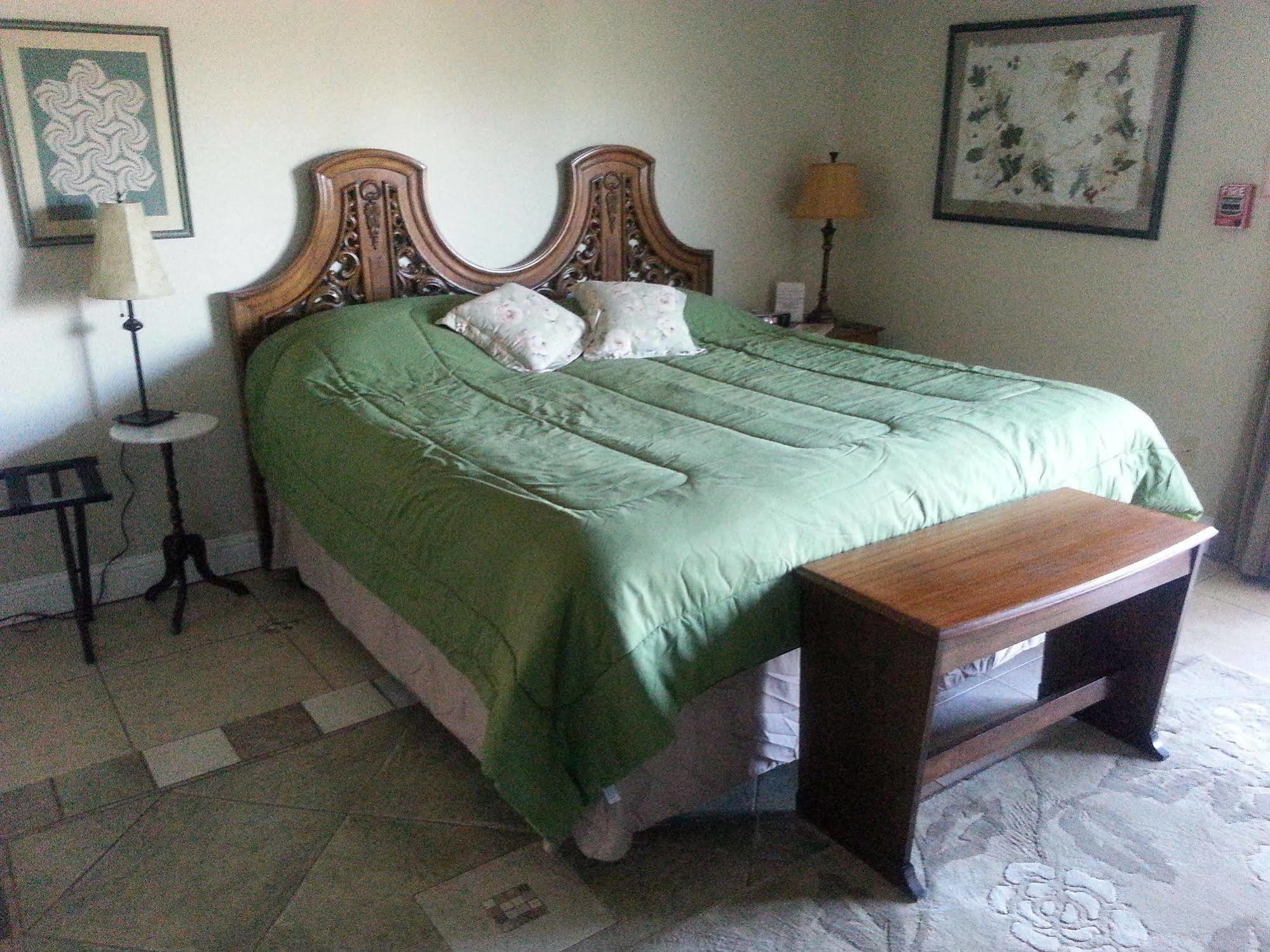 Yosemite Sierra View Bed & Breakfast Oakhurst Extérieur photo