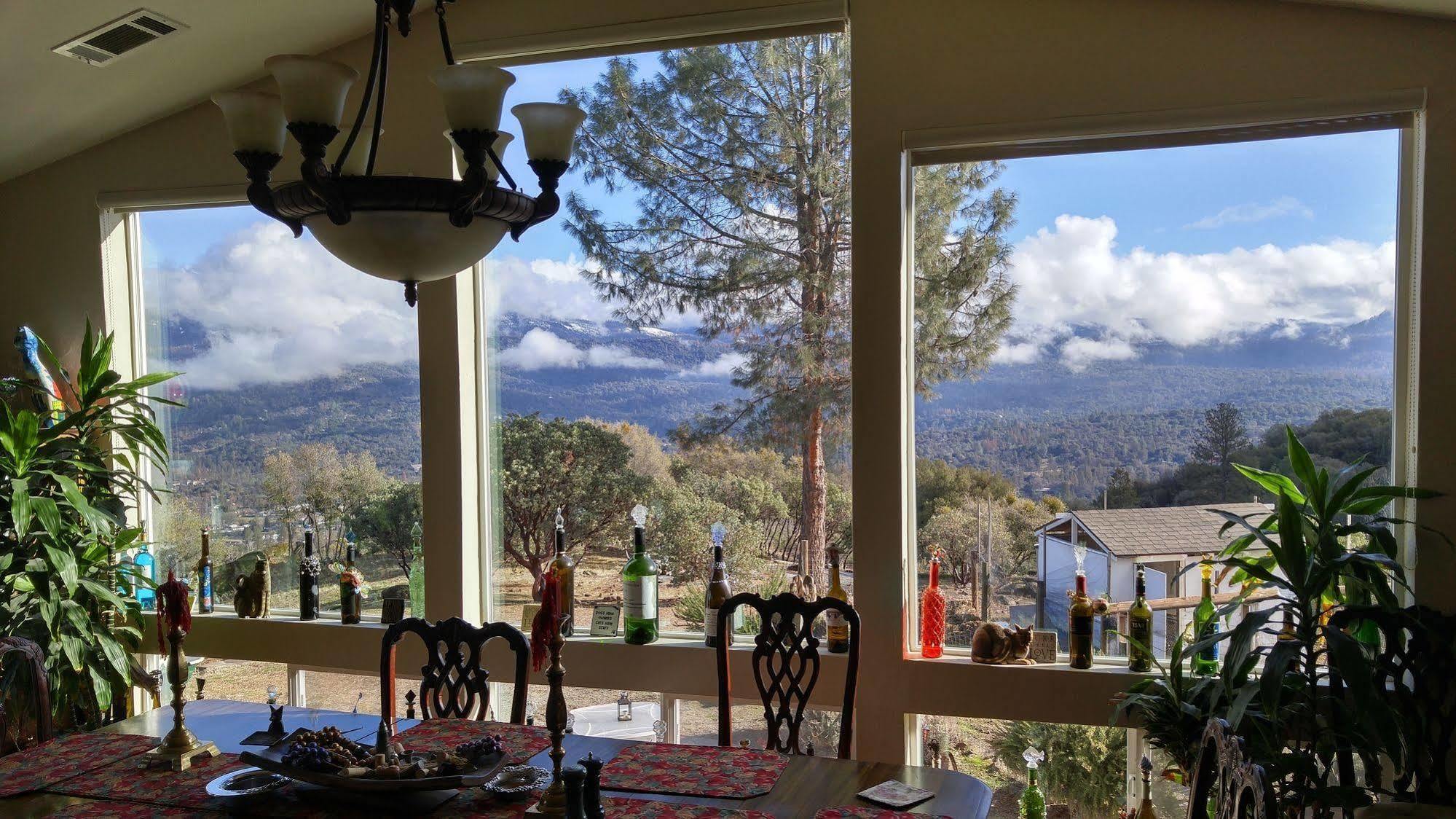 Yosemite Sierra View Bed & Breakfast Oakhurst Extérieur photo